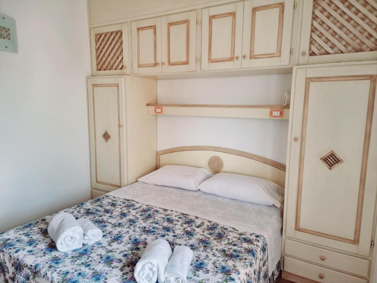 La Casa Di Arly Lägenhet Olbia Exteriör bild