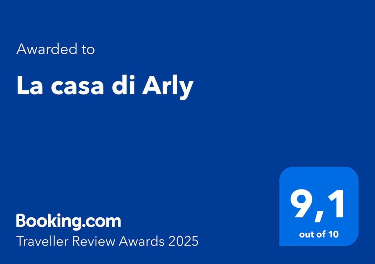 La Casa Di Arly Lägenhet Olbia Exteriör bild